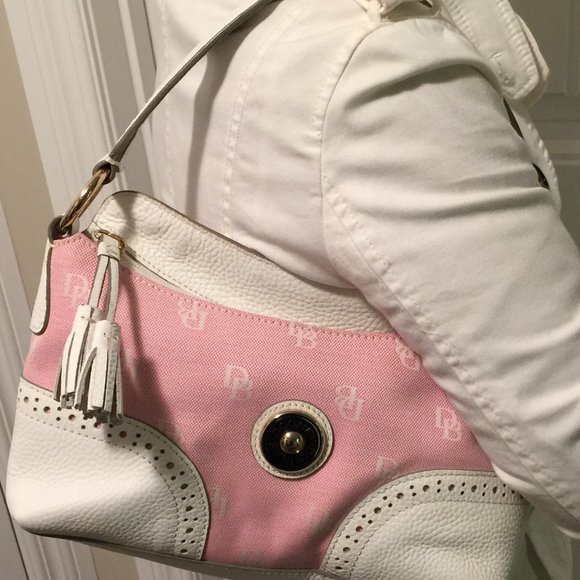 DOONEY AND BOURKE SIGNATURE PINK & LEATHER PURSE - Picture 1 of 9